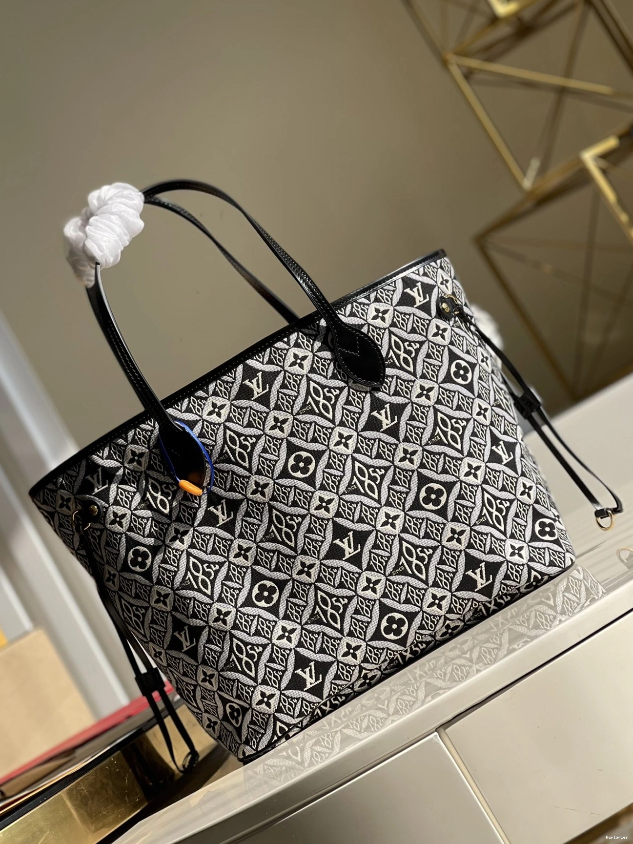 Cheap VUITTON MM NEVERFULL LOUIS 0815